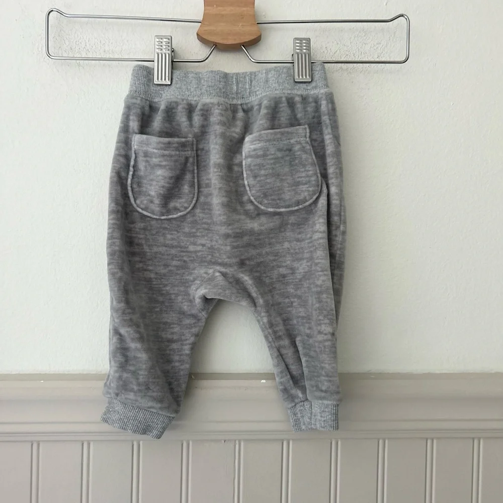 Cozy Gymboree Soft Gray Baby Pants 9-12 Months